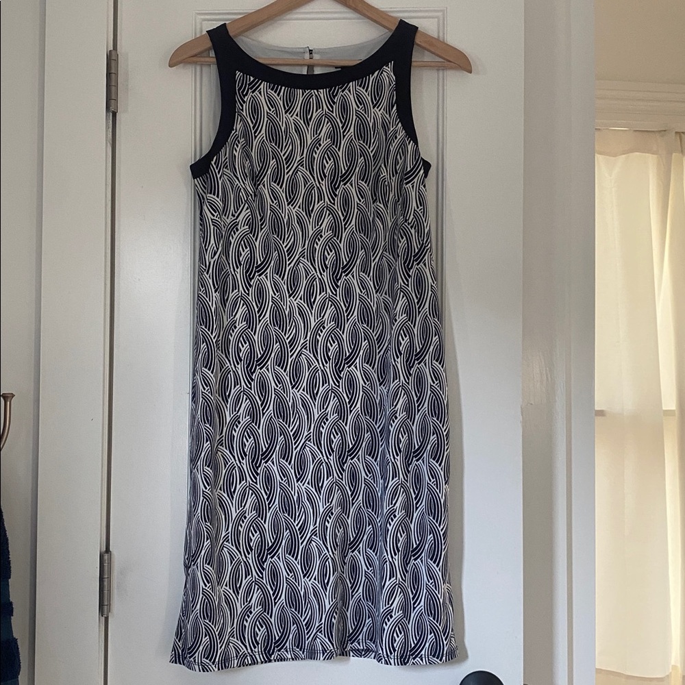 Ann Taylor Petite Black and White Dress